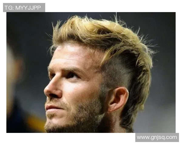 哪个足球明星的新发型引发热议他的头发剪了之后变化令人惊艳